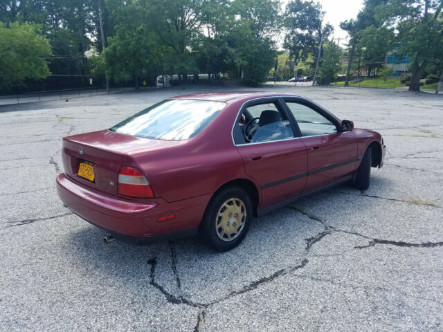 1994 Honda Accord LX - photo 5