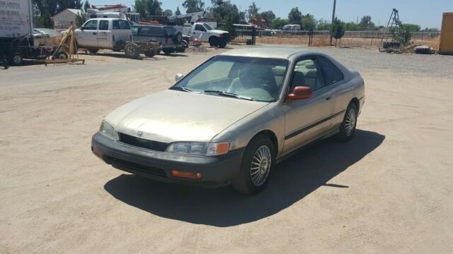 1994 Honda Accord - photo 2