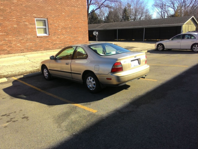 1994 Honda Accord lx - photo 2