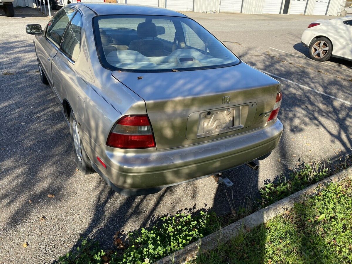 1994 Honda Accord LX - photo 5