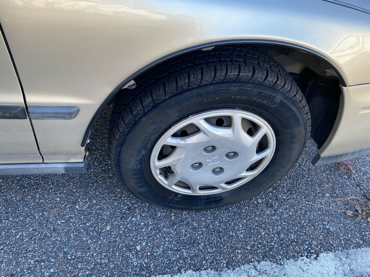 1994 Honda Accord LX - photo 9