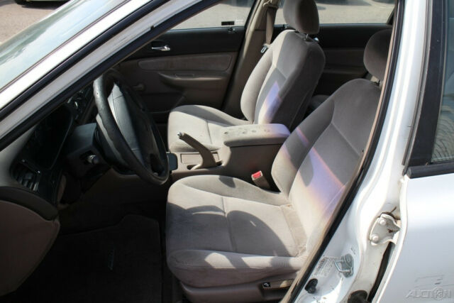 1994 Honda Accord DX - photo 10