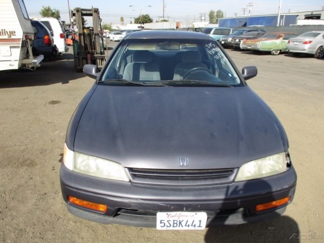 1994 Honda Accord DX - photo 2