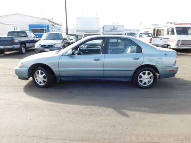 1994 Honda Accord EX - photo 2