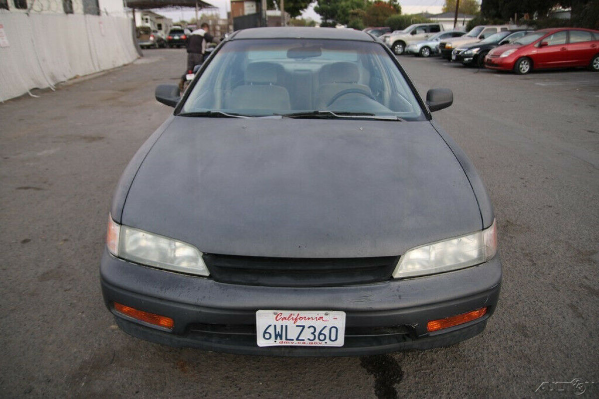 1994 Honda Accord LX - photo 10