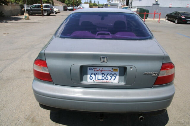 1994 Honda Accord LX - photo 4