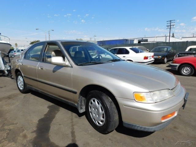 1994 Honda Accord LX - photo 7