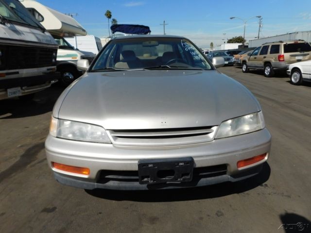 1994 Honda Accord LX - photo 8