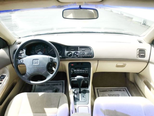 1994 Honda Accord LX - photo 12