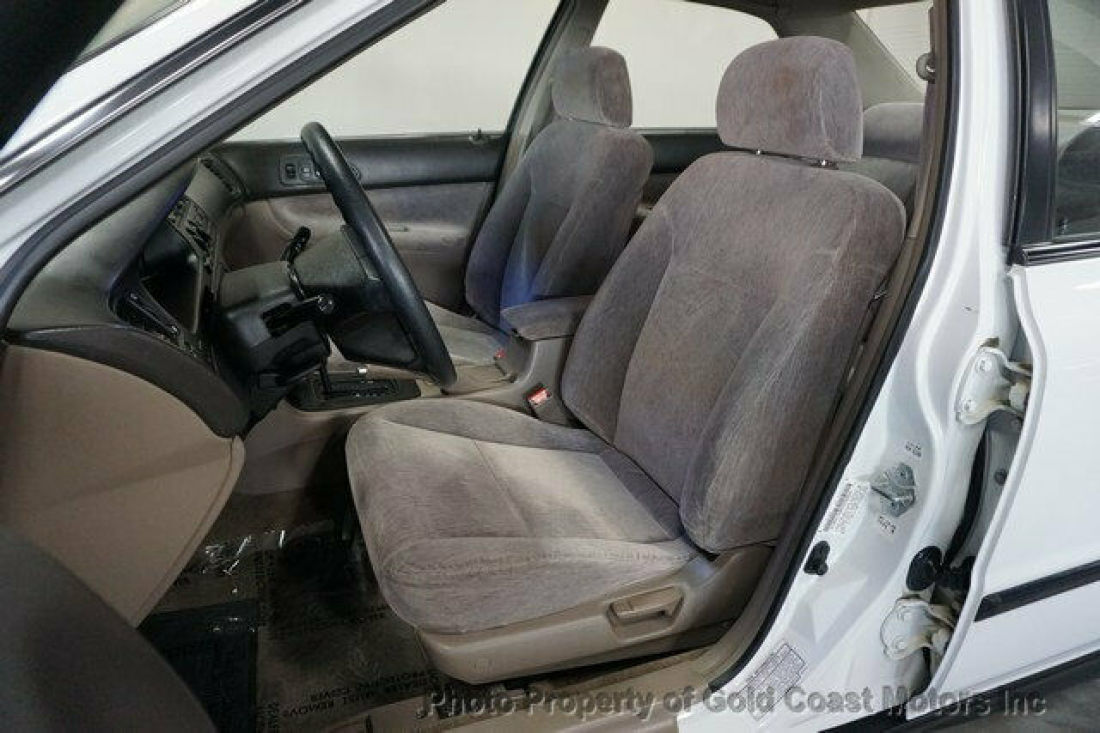 1994 Honda Accord 4dr Sedan LX Automatic - photo 8