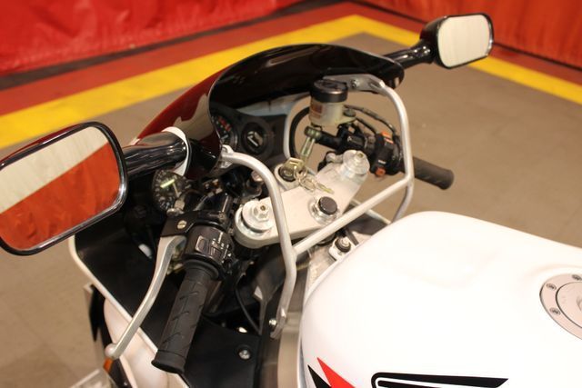 1994 Honda CBR 900RR -- - photo 11