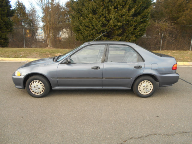 1994 Honda Civic DX Sedan 4-Door 1.5L Automatic 1994 Honda Civic DX Sedan 4-Door