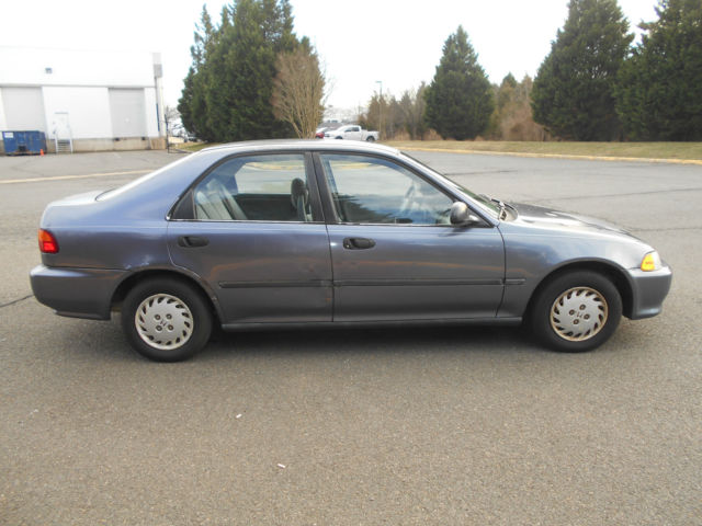 1994 Honda Civic DX Sedan 4-Door - photo 5