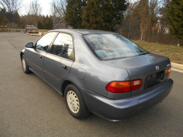 1994 Honda Civic DX Sedan 4-Door - photo 8