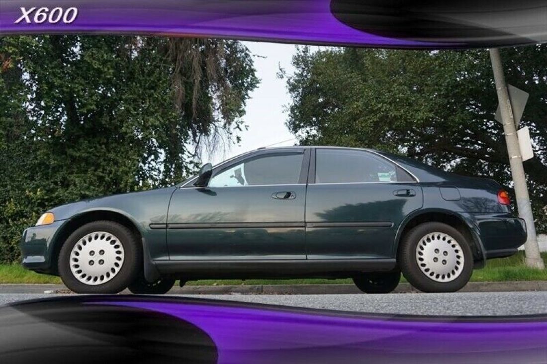 1994 Honda Civic, Fiesta Green Pearl Metallic with 132,799 Miles available now! 1994 Honda Civic EX 1 owner Tesla Trade in !!!!