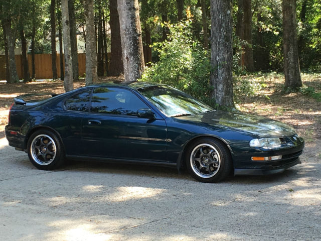 1994 Honda Prelude VTEC Coupe 2-Door 2.2L 1994 Honda Prelude