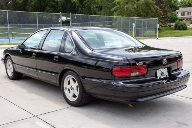 1994 Chevrolet Impala SS - photo 5