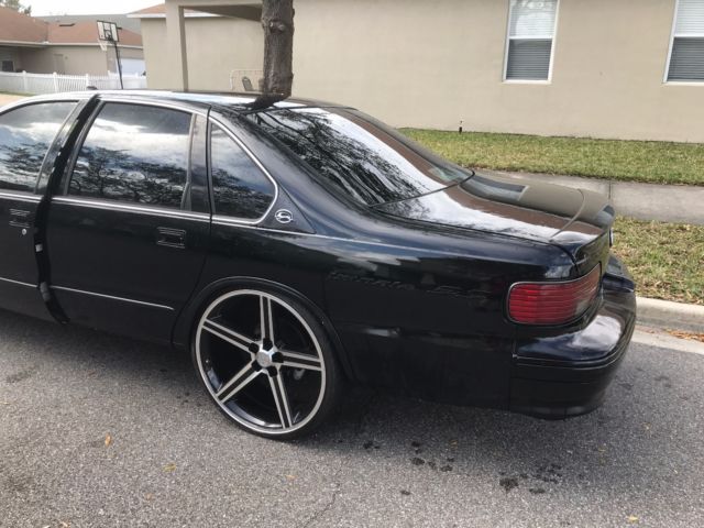1994 Chevrolet Impala ss - photo 2