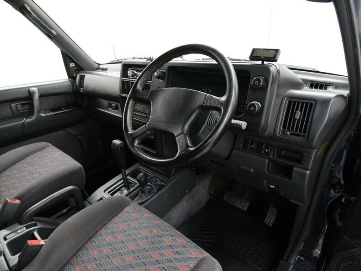 1994 Isuzu Bighorn - photo 10