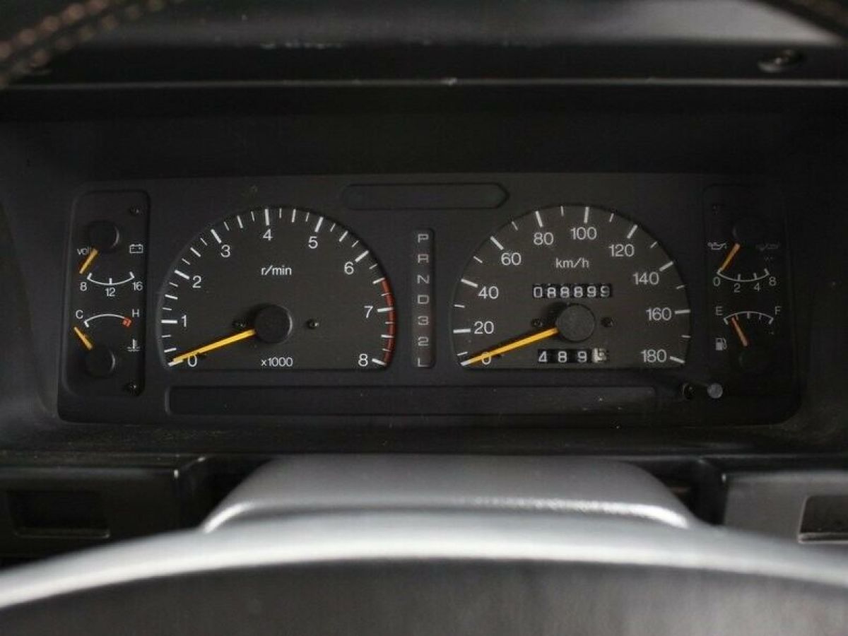 1994 Isuzu Bighorn - photo 12