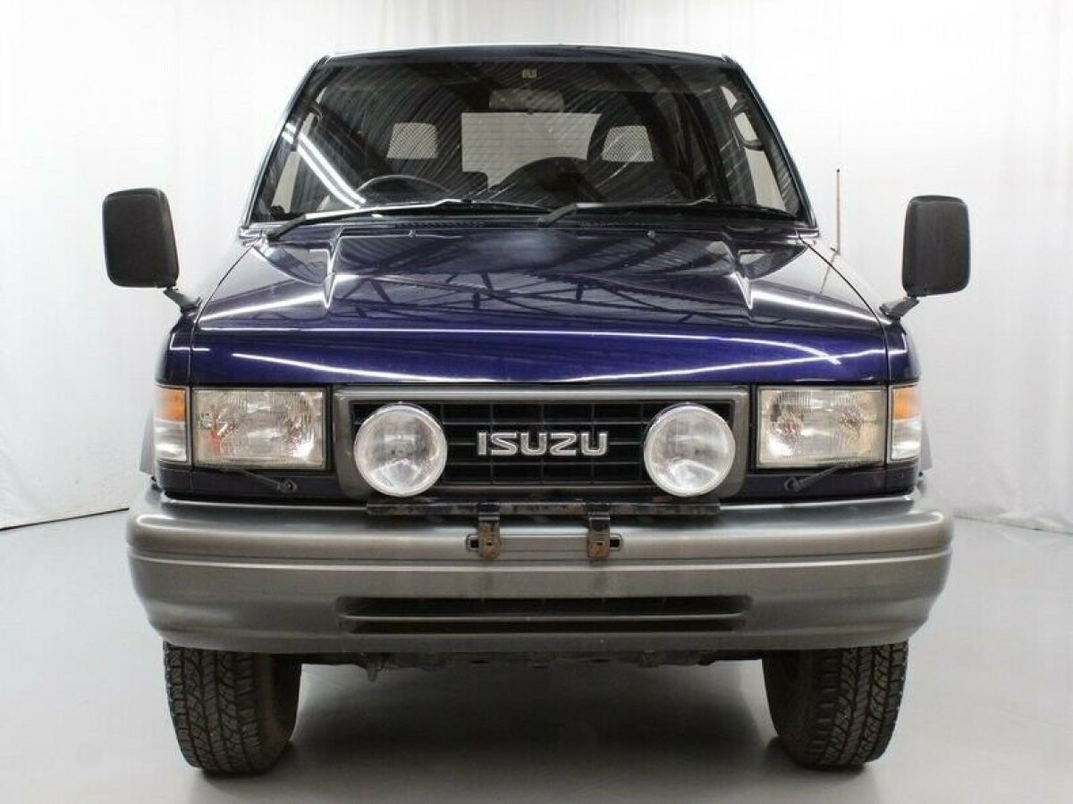 1994 Isuzu Bighorn - photo 2