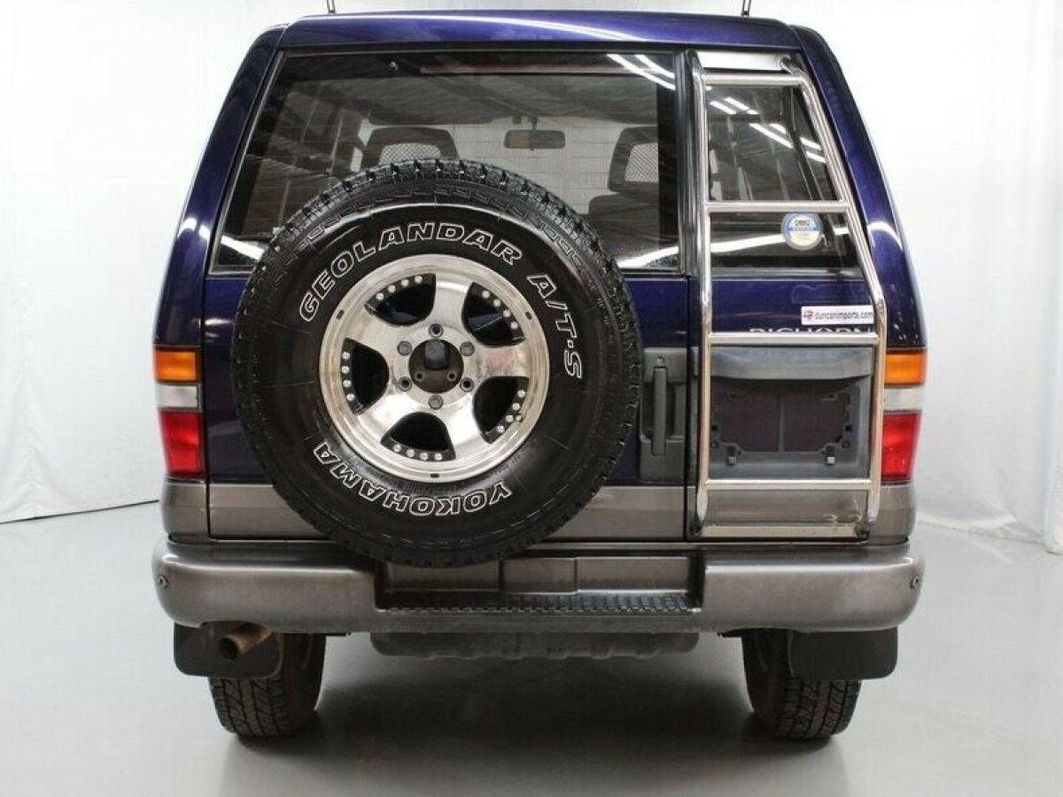 1994 Isuzu Bighorn - photo 6