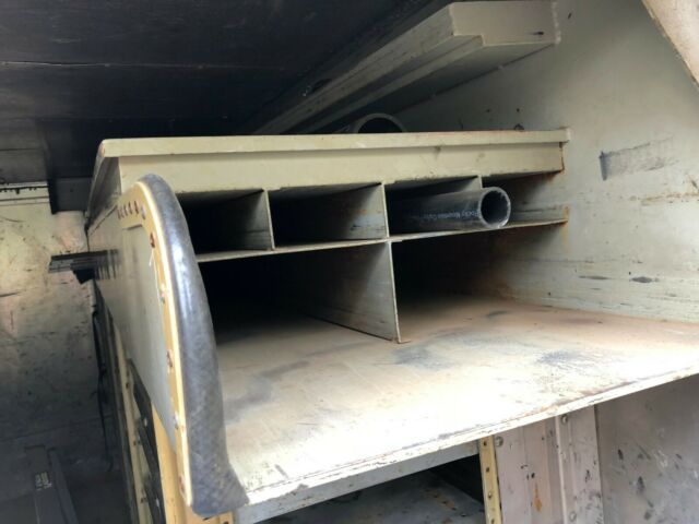 1994 Isuzu NPR NPR CARGO BOX TRUCK - photo 10