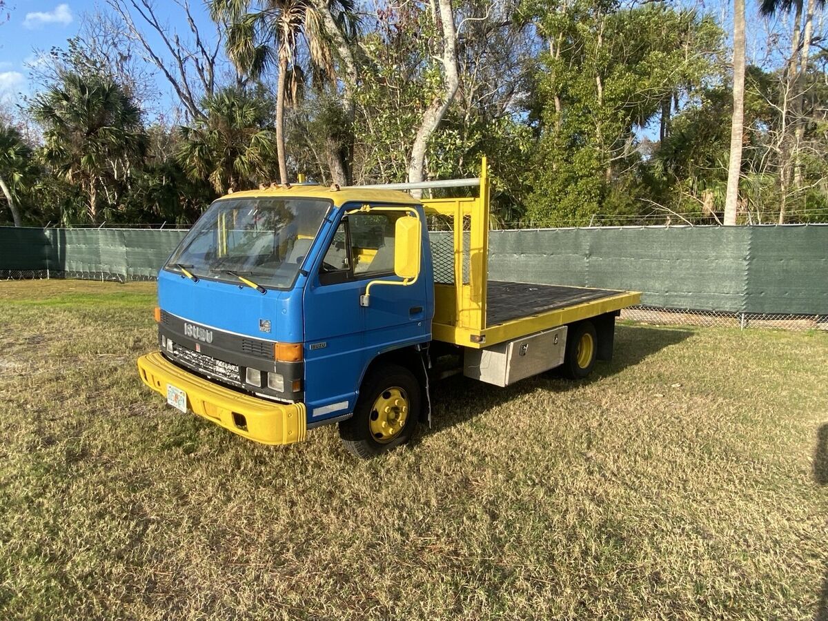 1994 Isuzu NPR - photo 2