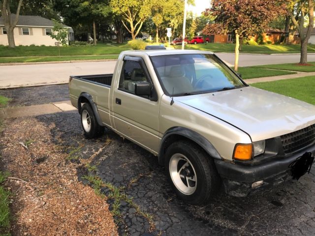 1994 Isuzu Pickup - photo 2