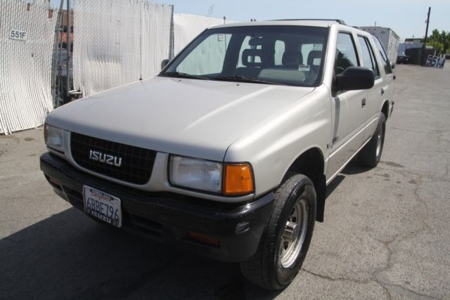 1994 Isuzu Rodeo LS Manual 6 Cylinder NO RESERVE 1994 Isuzu Rodeo LS Sport Utility 4-Door
