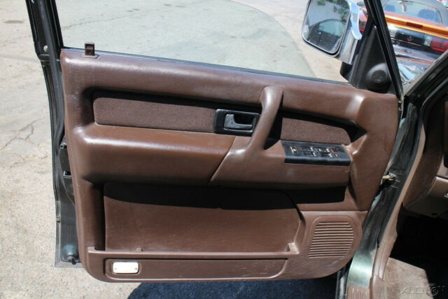 1994 Isuzu Trooper S 3.2L - photo 10