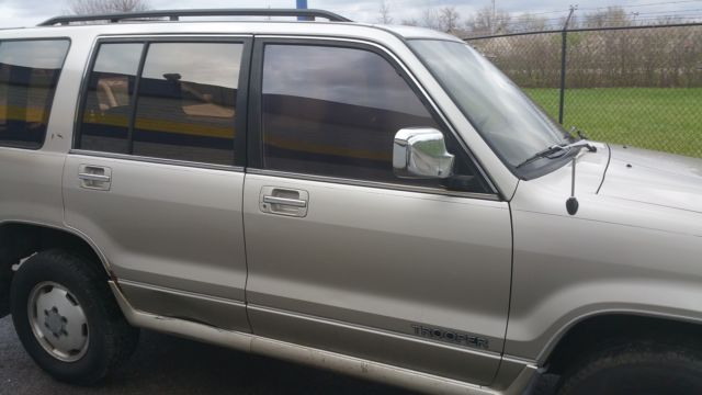 1994 Isuzu Trooper - photo 2