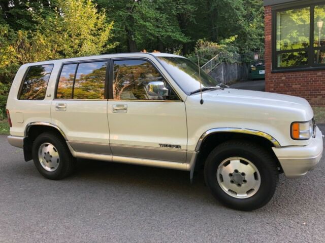 1994 Isuzu Trooper LS - photo 3