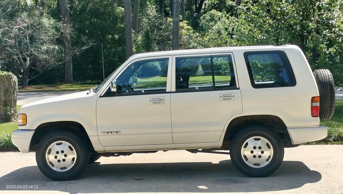 1994 Isuzu Trooper S - photo 13