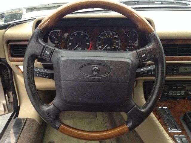 1994 Jaguar XJS Base Convertible 2-Door - photo 13