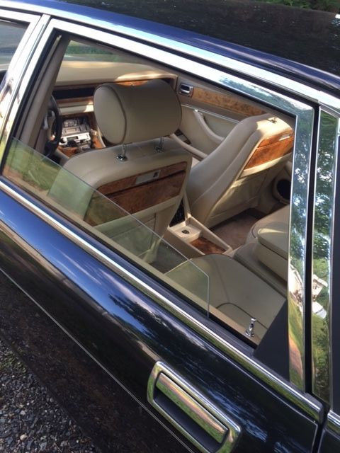 1994 Jaguar XJ12 - photo 11