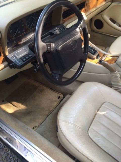 1994 Jaguar XJ12 - photo 13