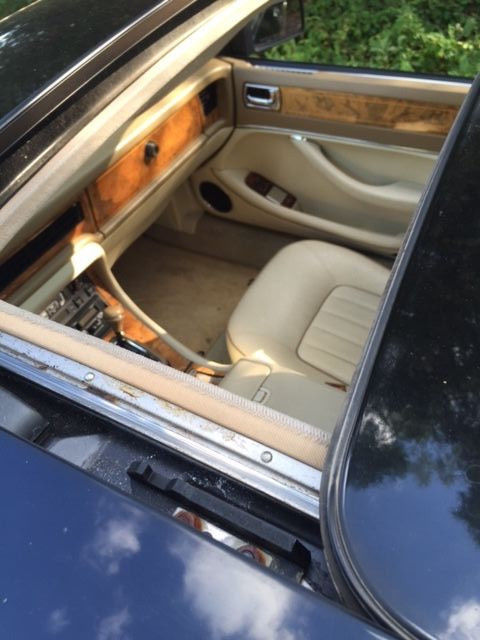 1994 Jaguar XJ12 - photo 4