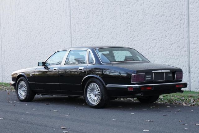 1994 Jaguar XJ XJ6 - photo 2