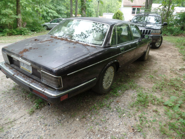1994 Jaguar XJ12 - photo 3