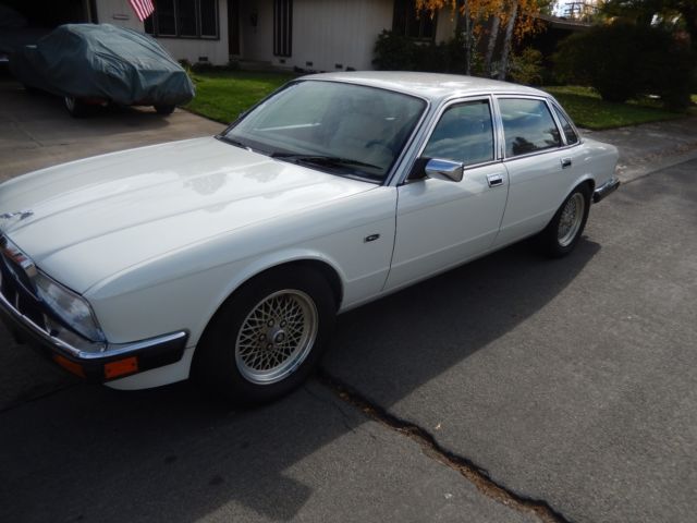 1994 Jaguar XJ12 - photo 10