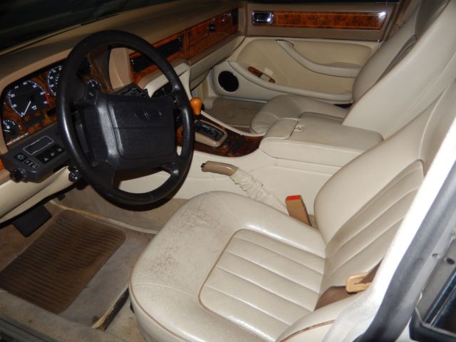 1994 Jaguar XJ12 - photo 9