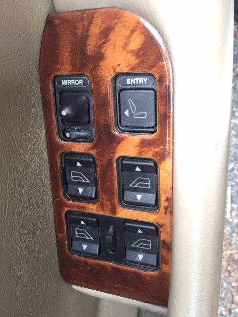 1994 Jaguar XJ12 Special Gold Trim - photo 12