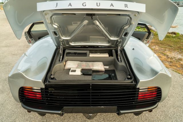 1994 Jaguar XJ220 - photo 8