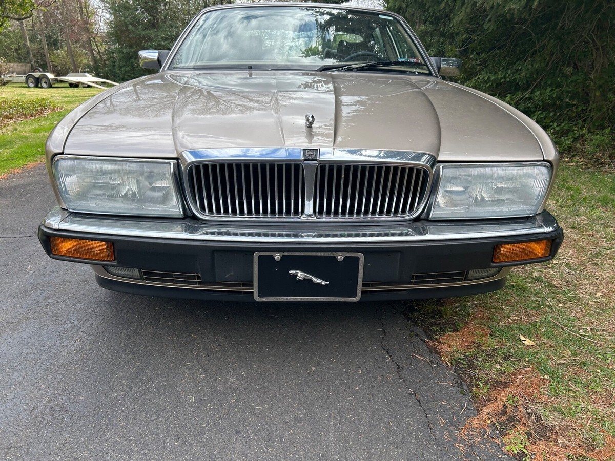1994 Jaguar XJ6 - photo 3