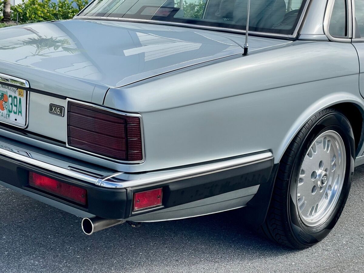 1994 Jaguar XJ6 - photo 6
