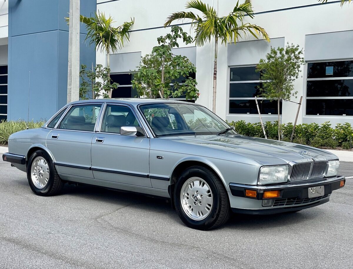 1994 Jaguar XJ6 - photo 9