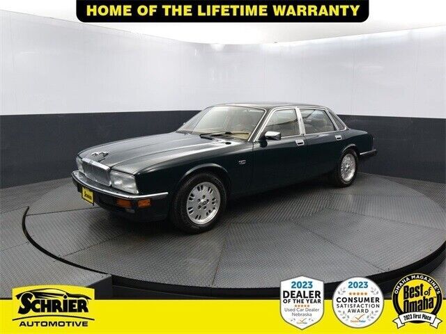 1994 Jaguar XJ6 Base 71,801 Miles 4D Sedan 4.0L I6 4-Speed Automatic 1994 Jaguar XJ6