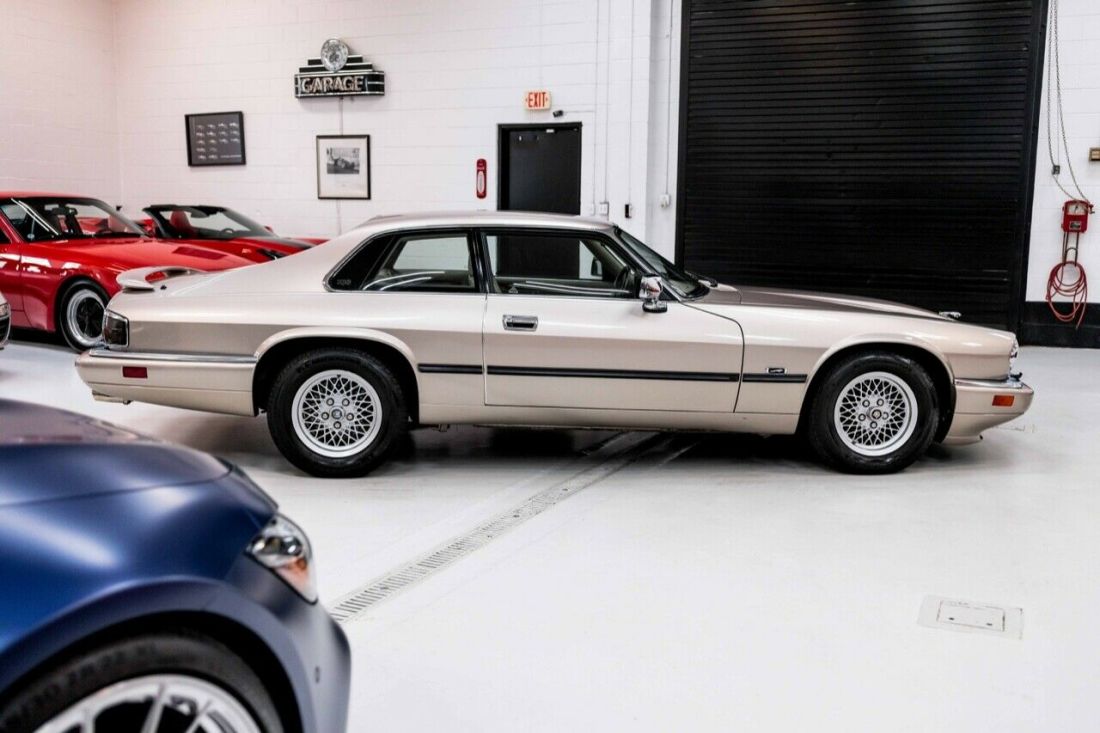 1994 Jaguar XJS 4.0L coupe - photo 8