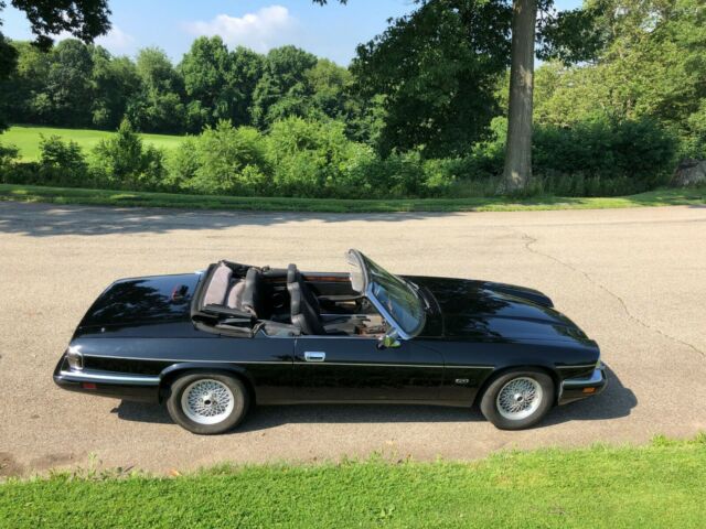 1994 Jaguar XJS Convertible **NO RESERVE** INSPECTED THROUGH APRIL 2020 1994 Jaguar XJS